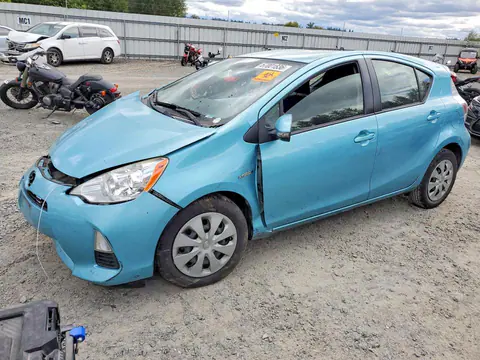 JTDKDTB34E1077767 — 2014 Toyota Prius C, Передняя часть (Front End), фото до ремонта