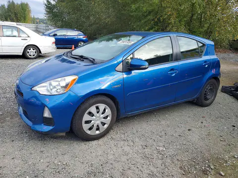 JTDKDTB32E1575031 — 2014 Toyota Prius C, Задняя часть (Rear End), фото до ремонта