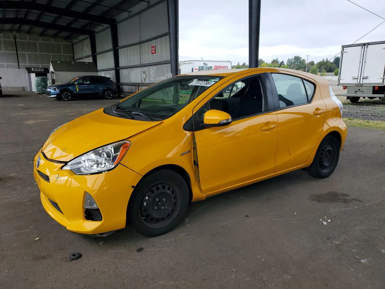 2014 Toyota Prius C Two VIN JTDKDTB31E1060571 фото 1