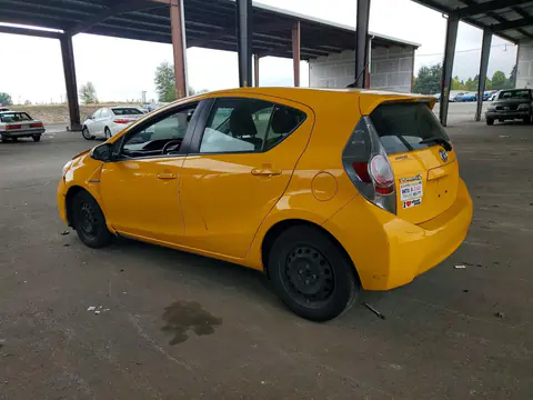 2014 Toyota Prius C Two VIN JTDKDTB31E1060571 фото 2