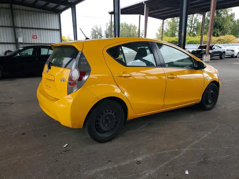 2014 Toyota Prius C Two VIN JTDKDTB31E1060571 фото 3