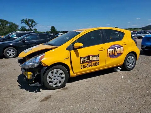 JTDKDTB31F1109527 — 2015 Toyota Prius C, Передняя часть (Front End), фото до ремонта