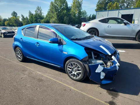 2015 Toyota PRIUS C VIN JTDKDTB35F1583092 фото 4