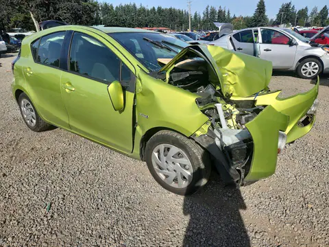 2015 Toyota PRIUS C VIN JTDKDTB36F1111984 фото 4