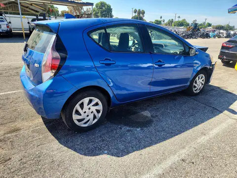 2015 Toyota PRIUS C VIN JTDKDTB3XF1106352 фото 3