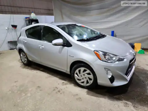 JTDKDTB33F1586198 — 2015 Toyota Prius C, фото 4 с аукциона Copart, Вандализм