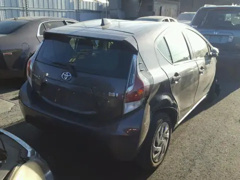 2016 TOYOTA PRIUS C VIN JTDKDTB3XG1139112 фото 4