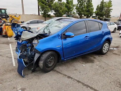 JTDKDTB33G1589362 — 2016 Toyota Prius C, Повреждения со всех сторон (All Over), фото до ремонта