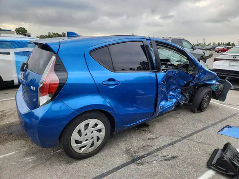 2016 Toyota PRIUS C VIN JTDKDTB33G1589362 фото 3