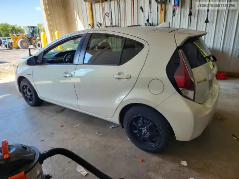JTDKDTB35G1131290 — 2016 Toyota Prius C, фото 2 с аукциона Copart, Передняя часть