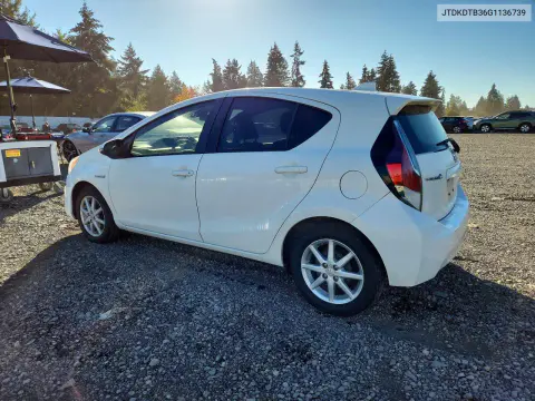 2016 Toyota Prius C Three VIN JTDKDTB36G1136739 фото 2