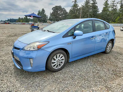 JTDKN3DP0E3054469 — 2014 Toyota Prius Plug-IN Hybrid, Задняя часть (Rear End), фото до ремонта