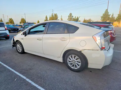 2014 Toyota Prius Plug-in Hybrid VIN JTDKN3DPXE3060425 фото 2