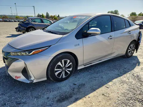 JTDKARFP8H3056308 — 2017 Toyota Prius Prime, Задняя часть (Rear End), фото до ремонта