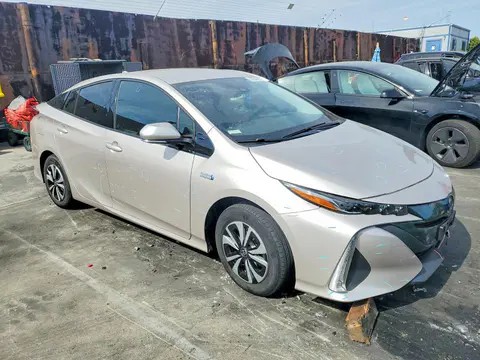 2018 Toyota PRIUS PRIME VIN JTDKARFP3J3078268 фото 4