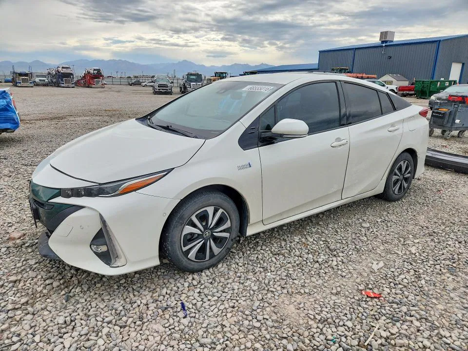 2018 Toyota PRIUS PRIME VIN JTDKARFP7J3090746 фото 1