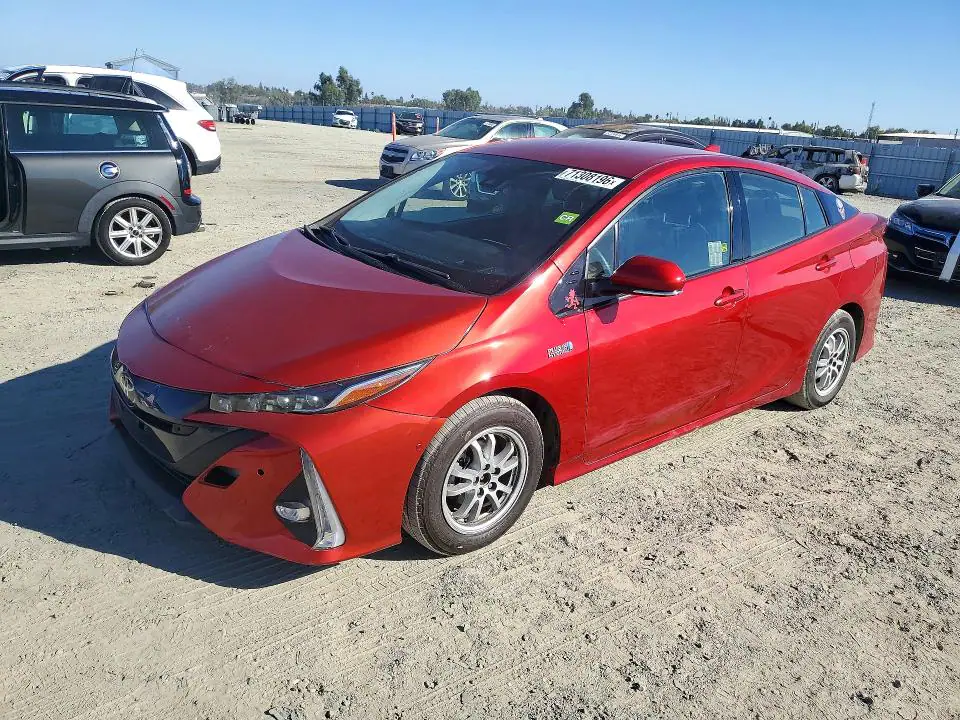 JTDKARFPXK3116130 Toyota Prius Prime 2019 — повреждение Мелкие вмятины и царапины, фото до ремонта