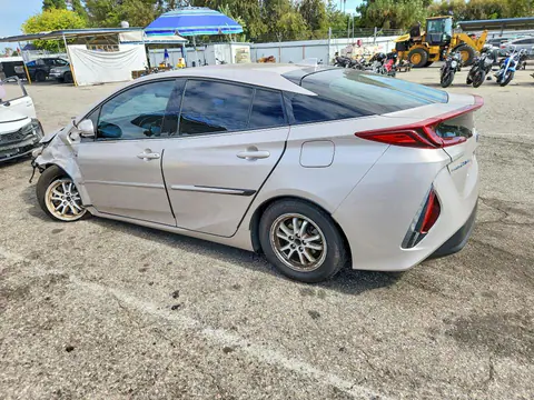 2020 Toyota PRIUS PRIME VIN JTDKARFP6L3154181 фото 2