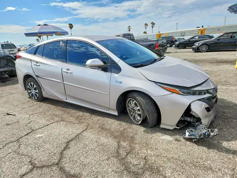 2020 Toyota PRIUS PRIME VIN JTDKARFP6L3154181 фото 4