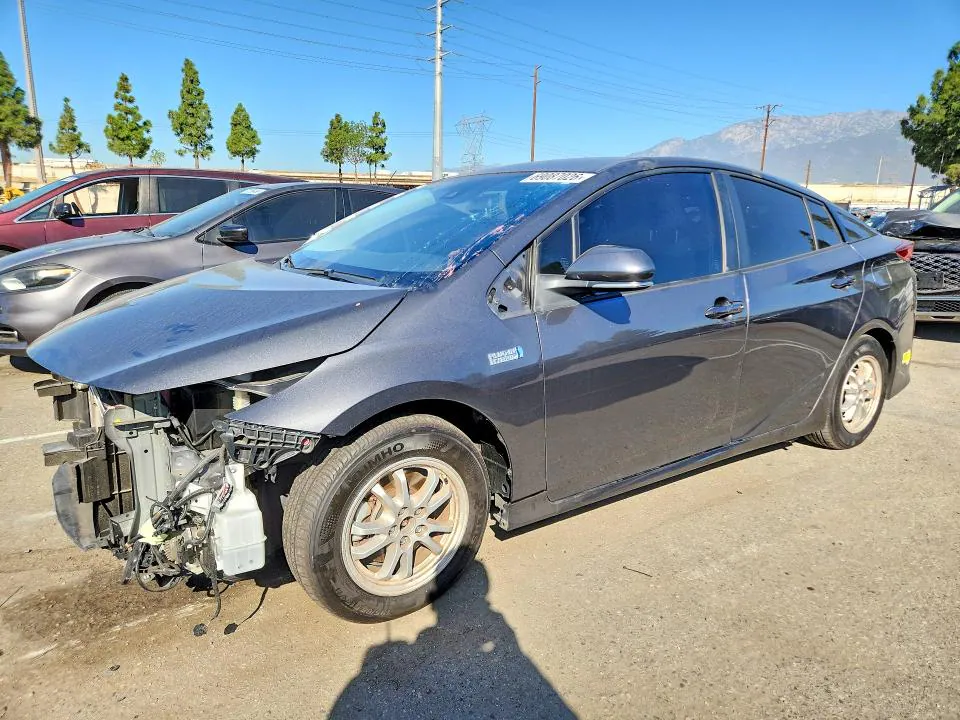 2021 Toyota PRIUS PRIME VIN JTDKAMFP2M3194620 фото 1