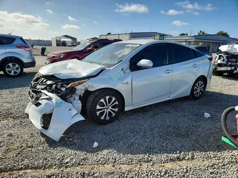 JTDKAMFP1M3181826 — 2021 Toyota Prius Prime, Передняя часть (Front End), фото до ремонта