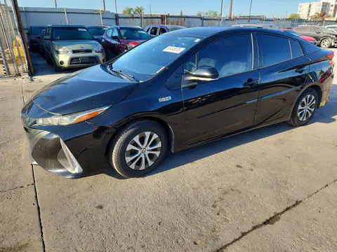 JTDKAMFPXN3212444 — 2022 Toyota Prius Prime, Передняя часть (Front End), фото до ремонта