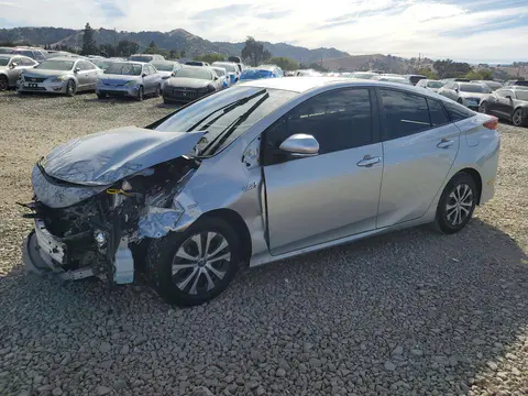 JTDKAMFP2N3214902 — 2022 Toyota Prius Prime, Передняя часть (Front End), фото до ремонта