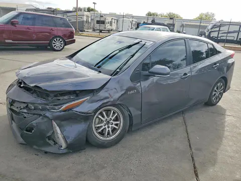JTDKAMFP9N3209101 — 2022 Toyota Prius Prime, Передняя часть (Front End), фото до ремонта
