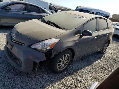 JTDZN3EU2E3335157 — 2014 Toyota Prius V, Передняя часть (Front End), фото до ремонта
