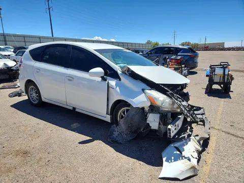 2015 Toyota PRIUS V VIN JTDZN3EU2FJ026379 фото 4