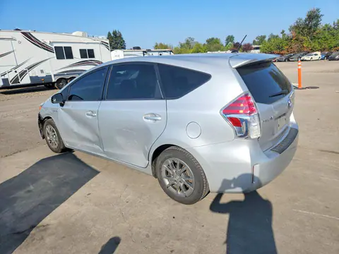 2015 Toyota PRIUS V VIN JTDZN3EU9FJ034270 фото 2
