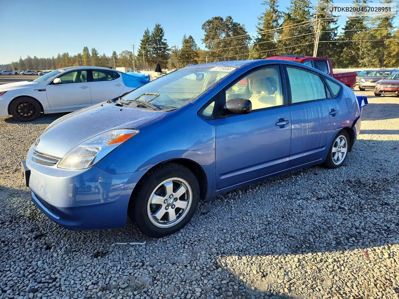 2005 Toyota Prius Base VIN JTDKB20U457028951 фото 1
