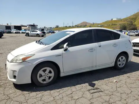 JTDKN3DU5A0135338 — 2010 Toyota Prius, Передняя часть (Front End), фото до ремонта