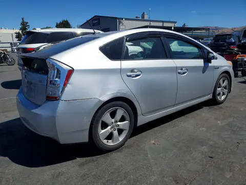2010 Toyota Prius V VIN JTDKN3DU3A0121034 фото 3