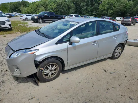 JTDKN3DUXA0211409 — 2010 Toyota Prius, Передняя часть (Front End), фото до ремонта