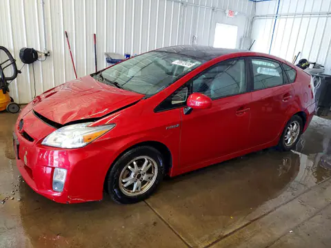 JTDKN3DU0A0044509 — 2010 Toyota Prius, Передняя часть, фото до ремонта