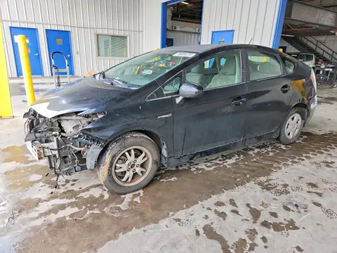 JTDKN3DU7B1410655 — 2011 Toyota Prius, Передняя часть (Front End), фото до ремонта
