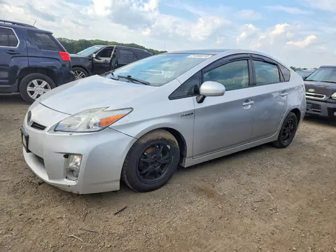 JTDKN3DU8B5299462 — 2011 Toyota Prius, Передняя часть, фото до ремонта