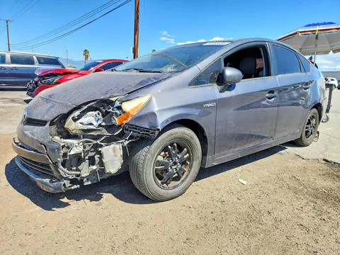 JTDKN3DU7C1489228 — 2012 Toyota Prius, Передняя часть (Front End), фото до ремонта