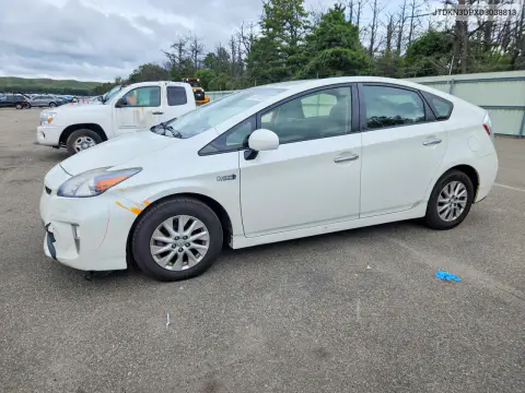 JTDKN3DPXD3038813 — 2013 Toyota Prius, Механические повреждения, фото до ремонта