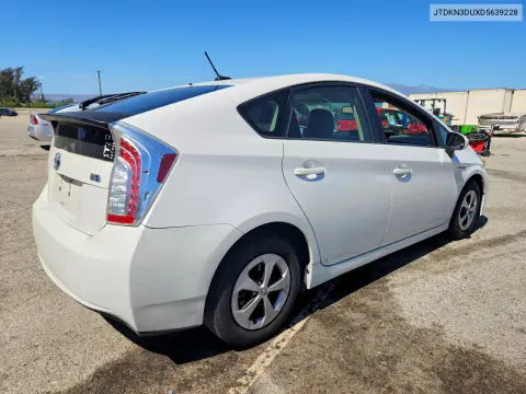 2013 Toyota Prius Four VIN JTDKN3DUXD5639228 фото 3