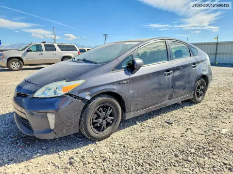 JTDKN3DU1D1690432 — 2013 Toyota Prius, Передняя часть, фото до ремонта