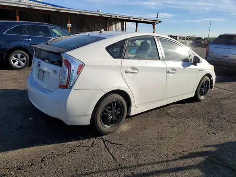2013 Toyota Prius Two VIN JTDKN3DU1D5583860 фото 3