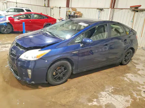 JTDKN3DU1E1761548 — 2014 Toyota Prius, Боковая часть (Side), фото до ремонта
