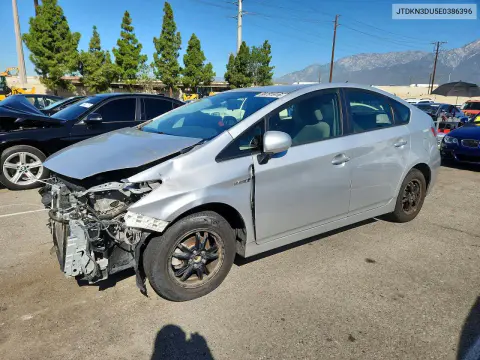 JTDKN3DU5E0386396 — 2014 Toyota Prius, Передняя часть, фото до ремонта
