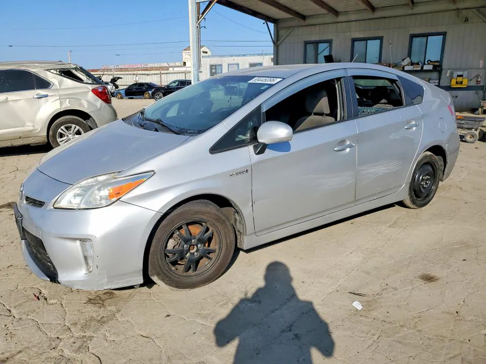 2014 Toyota Prius VIN JTDKN3DUXE1823741 фото 1