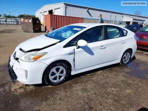 JTDKN3DUXE1813453 — 2014 Toyota Prius, Передняя часть, фото до ремонта
