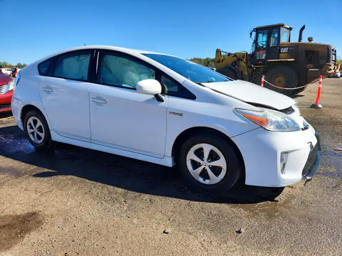 2014 Toyota Prius Two VIN JTDKN3DUXE1813453 фото 4