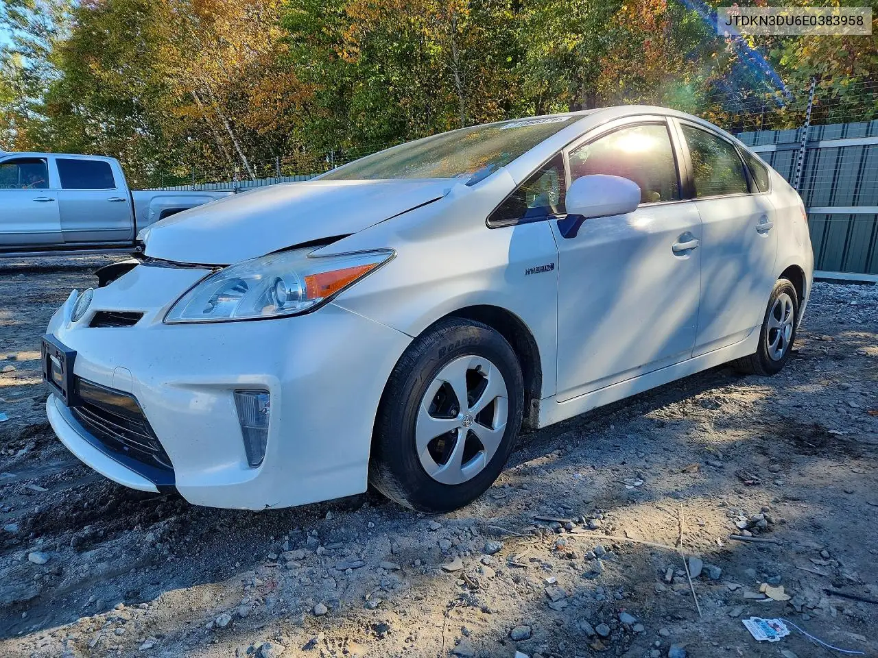 JTDKN3DU6E0383958 Toyota Prius 2014 — повреждение Передняя часть, фото до ремонта