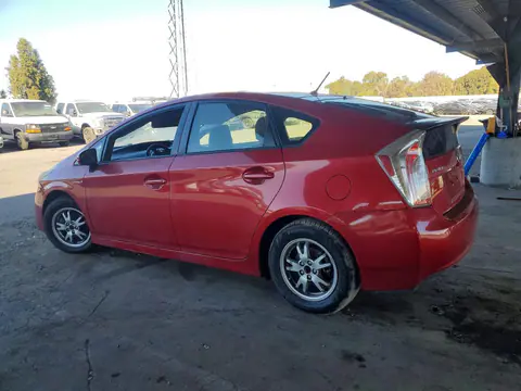 2014 Toyota Prius Two VIN JTDKN3DU4E1809835 фото 2